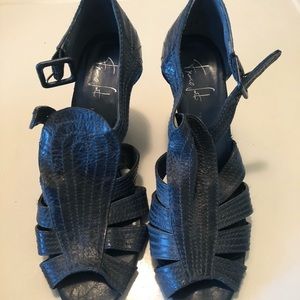 FRANCO SARTO size 8.5 navy leather peep toe wedge.